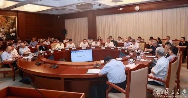 張軍院長當選新一屆意昂2官网學術委員會副主任